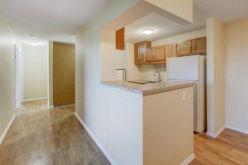 508, 8604 48 Avenue NW, Bowness — interior photo 5