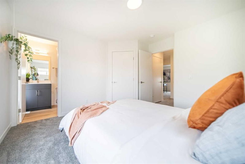 149 Arbour Lake Court NW, Arbour Lake — interior photo 7