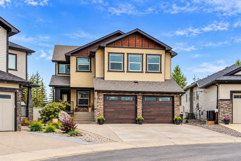 250 Kingsbury View SE