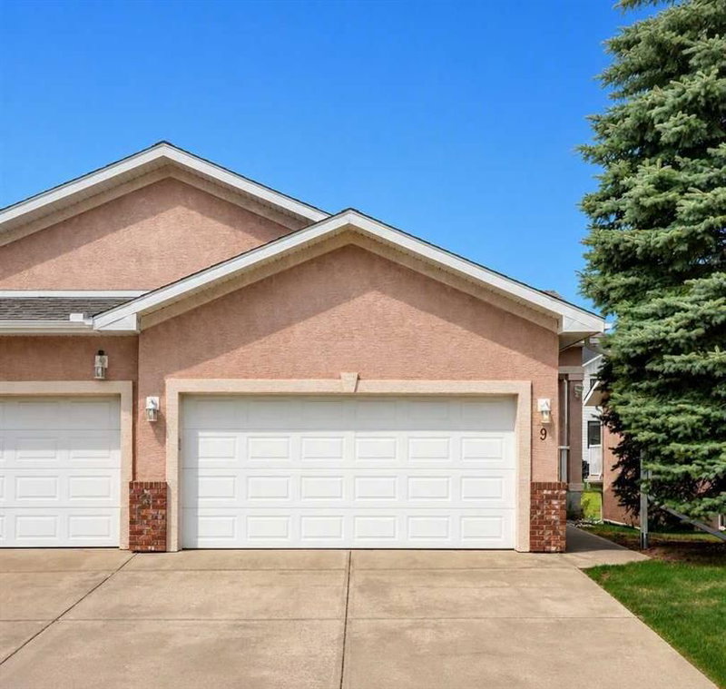 9 Harvest Grove Green NE