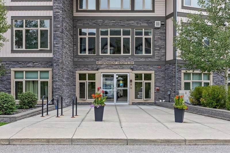 107 - 45 Aspenmont Heights SW