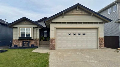 37 Laurel Place