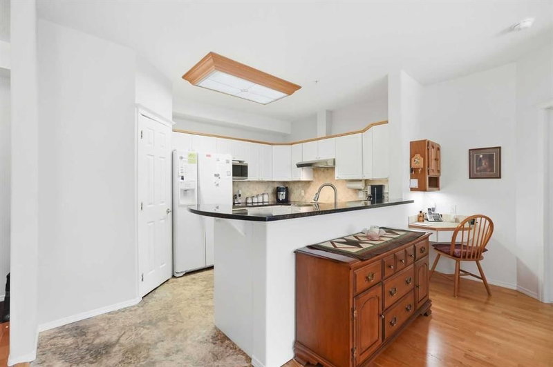 268, 223 Tuscany Springs Boulevard NW, Tuscany — interior photo 6