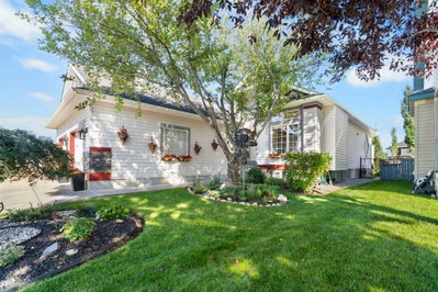 238 Chaparral Place SE