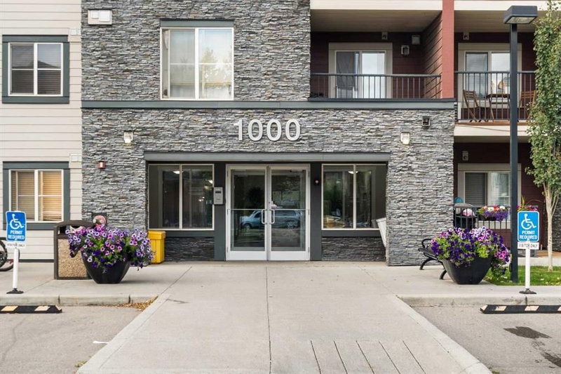 1304 - 81 Legacy Boulevard SE