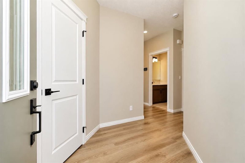 56 Corner Glen Green NE