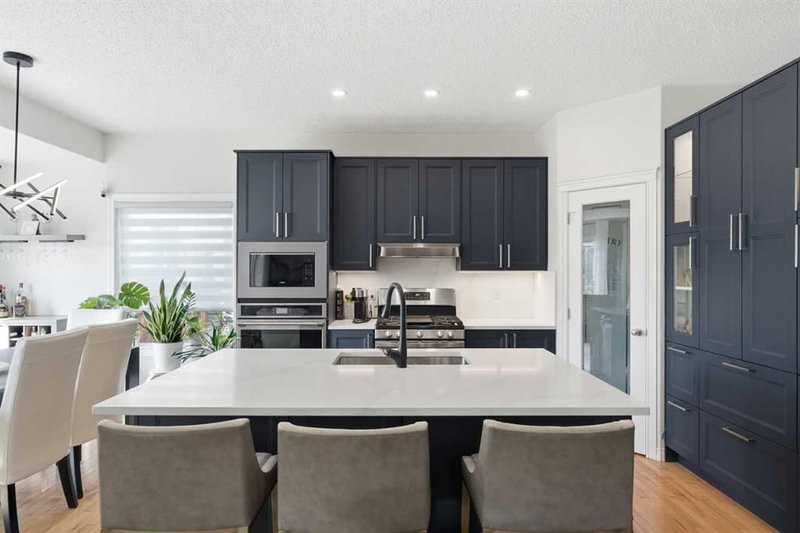 145 silverado creek Crescent SW, Silverado — interior photo 6