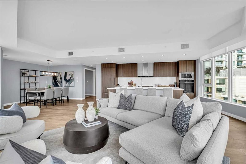 602 - 138 Waterfront Court SW