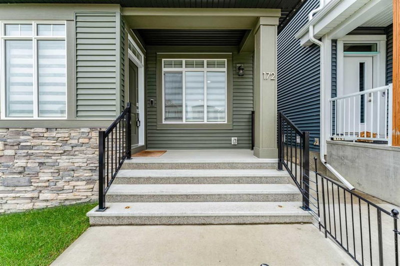 172 Belmont Green SW