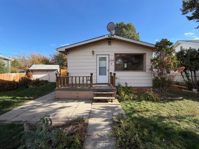 108 Poplar Crescent
