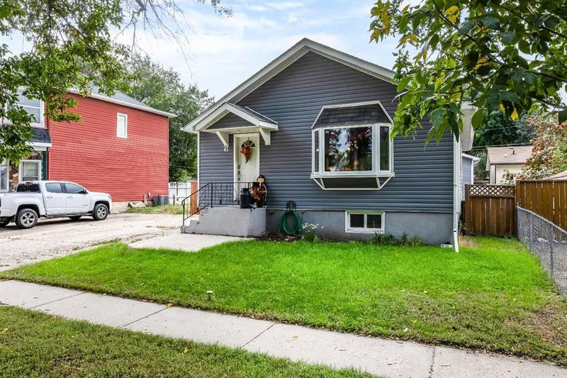 63 Aberdeen Street SE