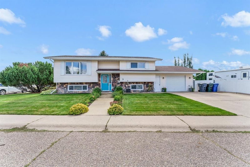 3 Ross Heights Place SE