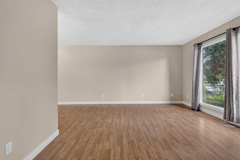 112 Abalone Place NE, Abbeydale — interior photo 5