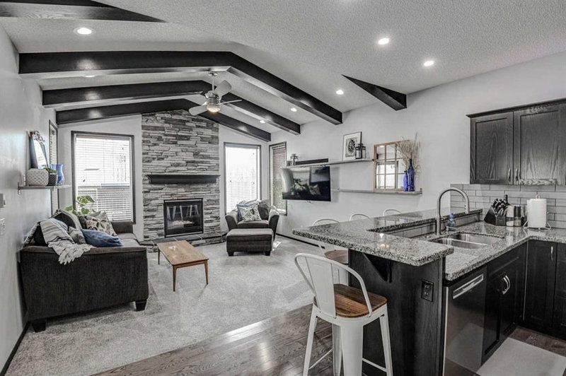 23 Cranberry Circle SE