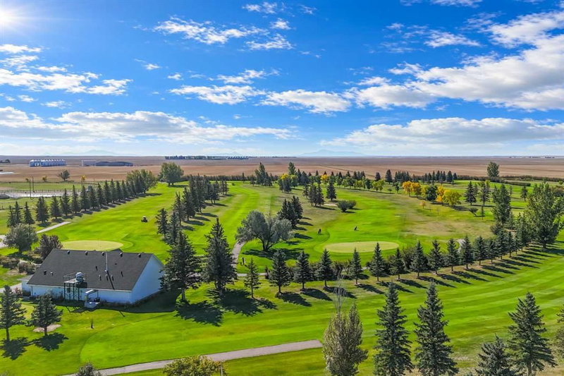 25 Fairway Crescent