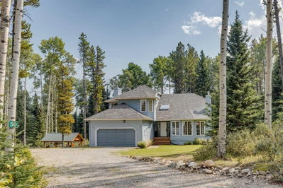 50 Elk Valley Crescent