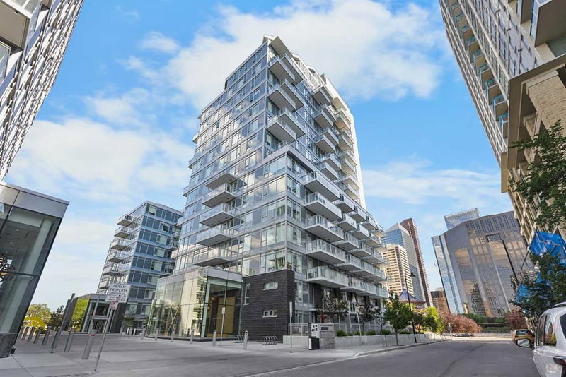505 - 108 Waterfront Court SW