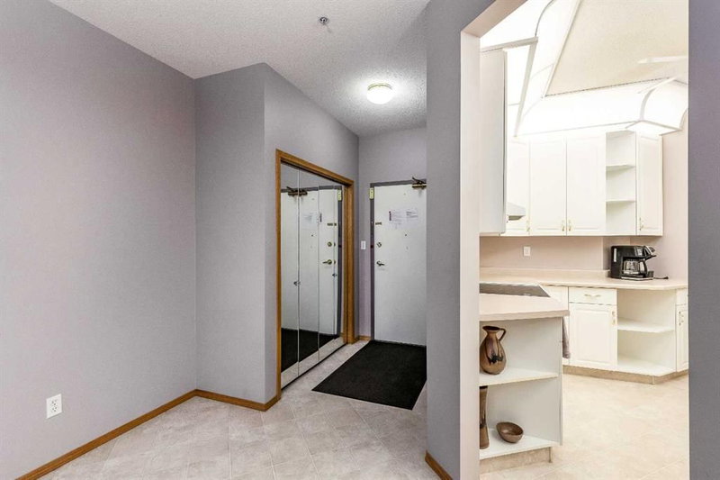 120 - 278 Park Meadows Drive SE
