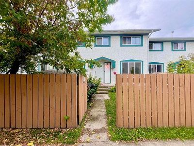 7 - 110 Tamarack Avenue