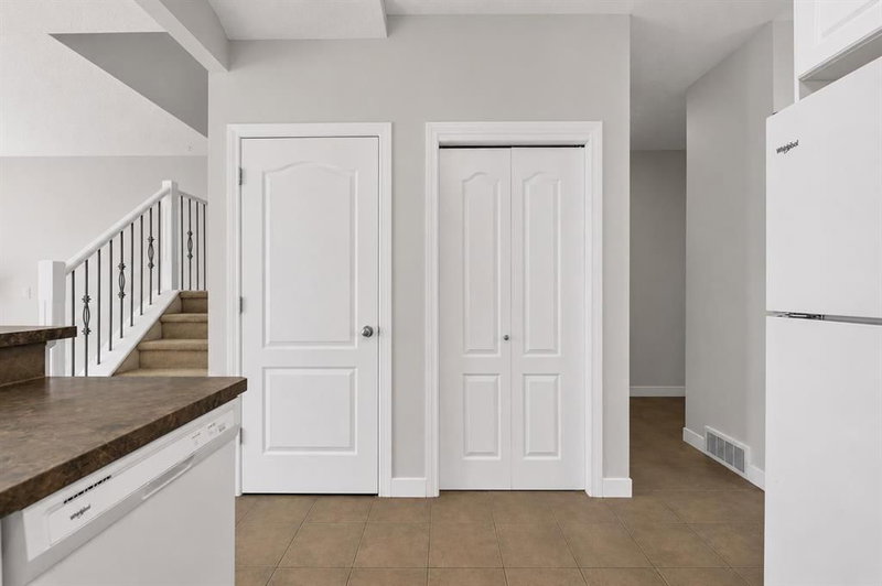 34 Royal Manor NW, Royal Oak — interior photo 7