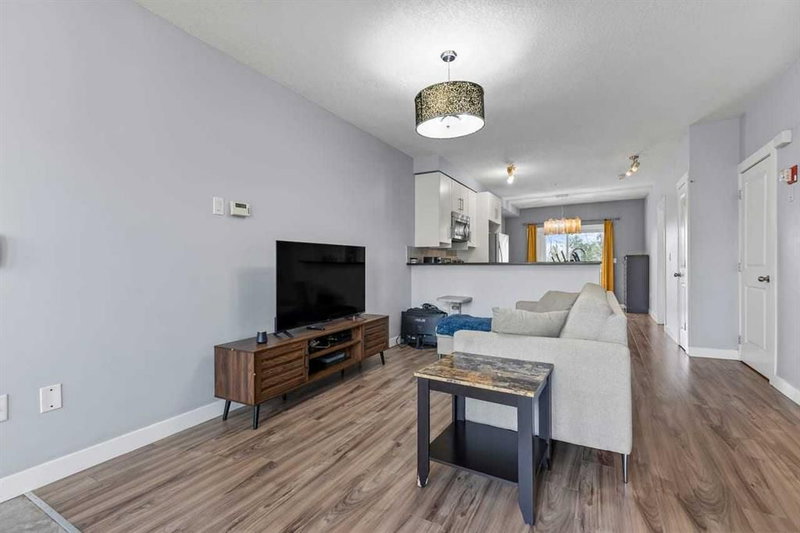 304, 1540 17 Avenue SW, Sunalta — interior photo 7