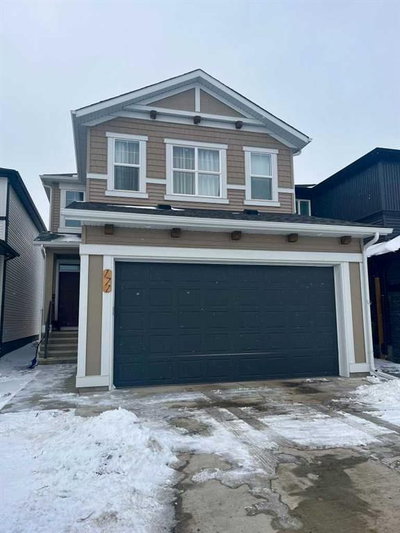 171 Hotchkiss Manor SE