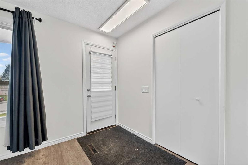 1608 54 Street SE, Penbrooke Meadows — photo 3