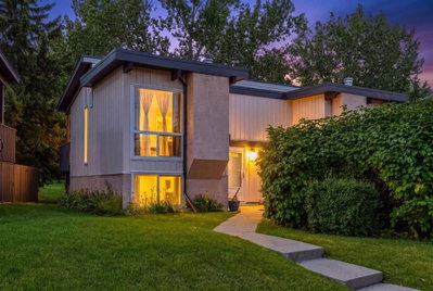 125 Oaktree Lane SW