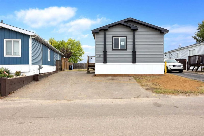 252 Gregoire Crescent