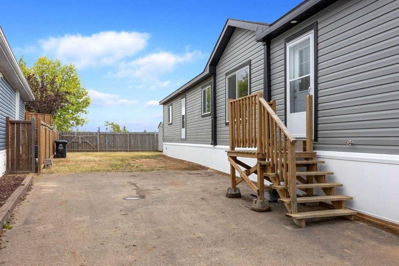 252 Gregoire Crescent