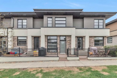 55 Aspen Hill Green SW