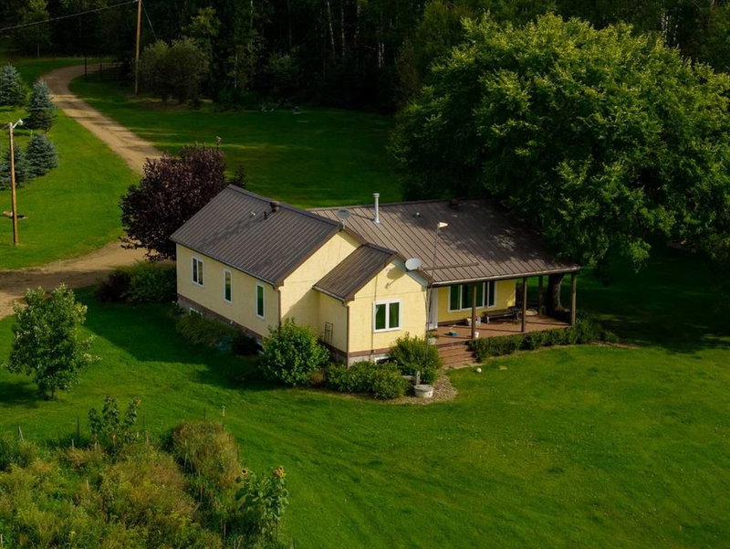 685092 Range Road 234