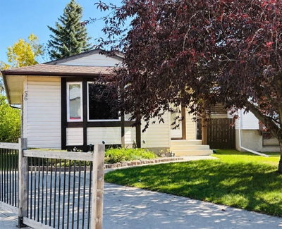 56 Aberfoyle Place NE