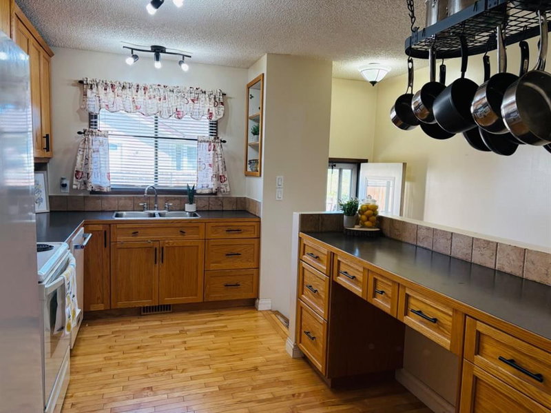 56 Aberfoyle Place NE, Abbeydale — interior photo 7