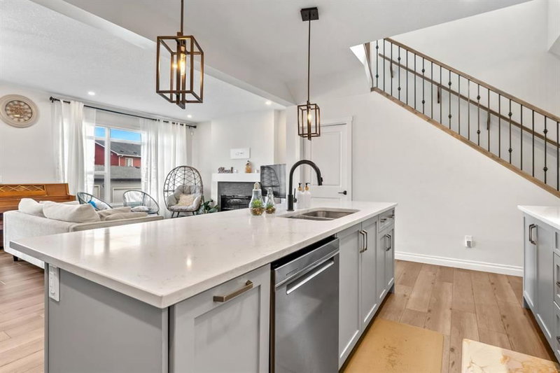 58 Sage Hill Heights NW