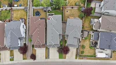 160 Brightoncrest Manor SE