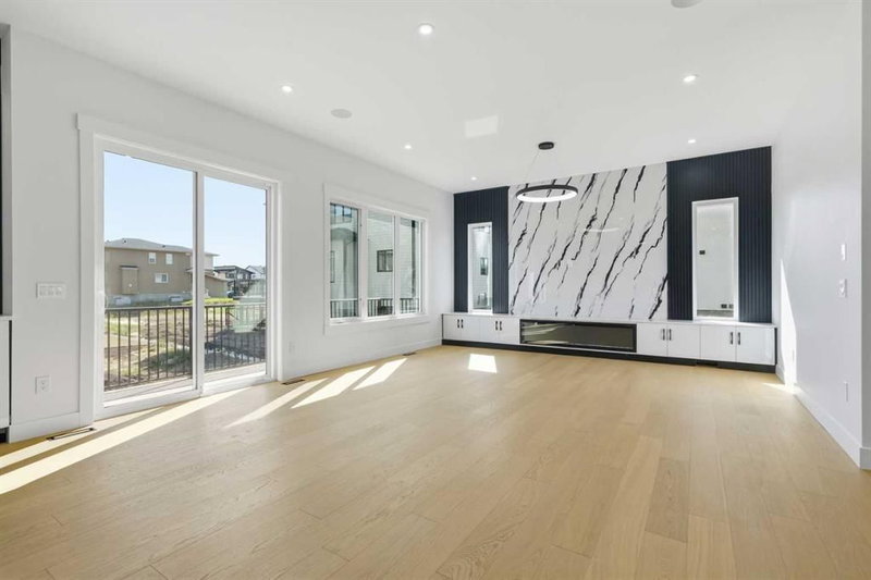 15 WATERCREST Gate
