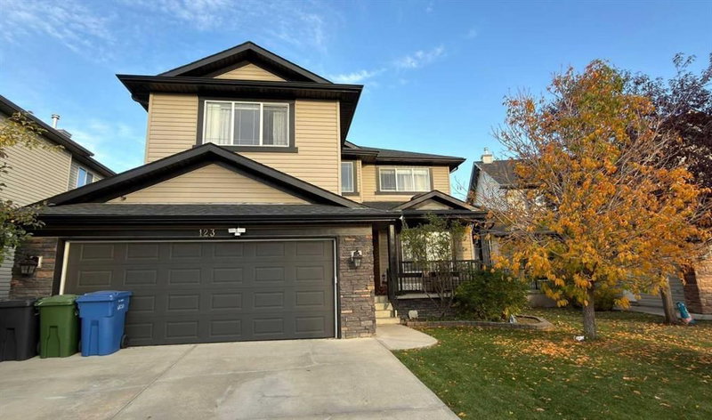 123 Hawkmere View — listing photo