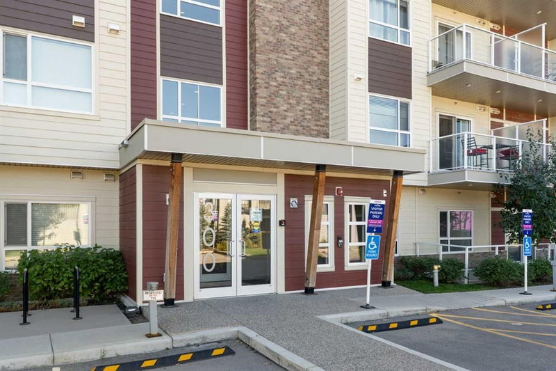 402 - 300 Harvest Hills Place NE