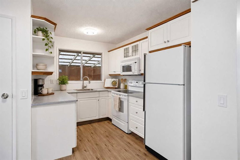 171 Pensville Road SE, Penbrooke Meadows — interior photo 5