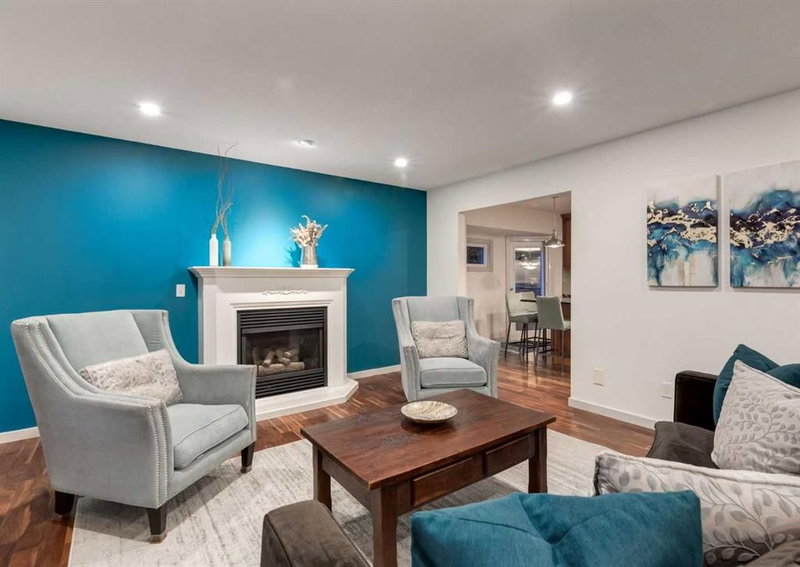 871 Oakside Circle SW, Oakridge — interior photo 5