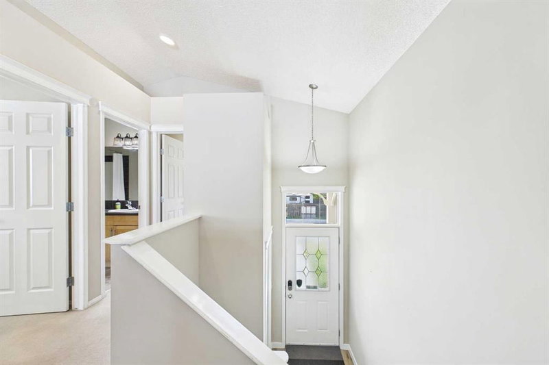 75 Everglen Road SW