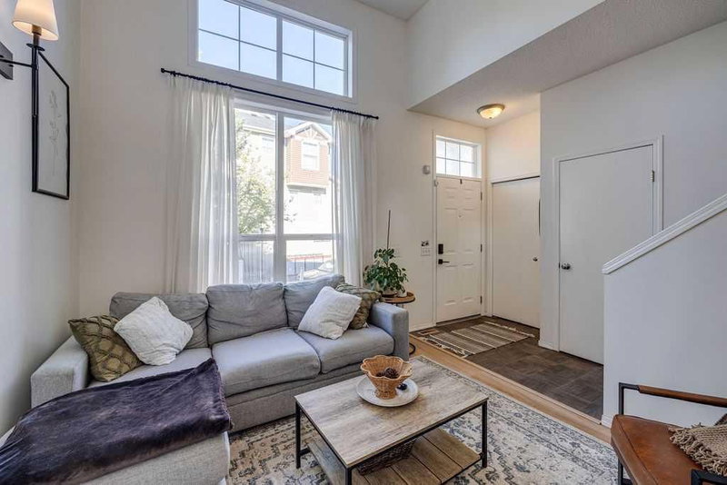 164 Elgin Gardens SE, McKenzie Towne — interior photo 5