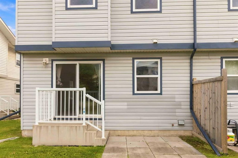 44 - 100 St. Laurent Way