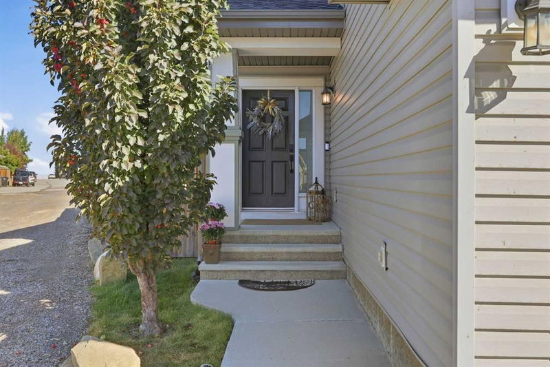 91 Copperpond Terrace SE
