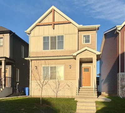 62 Rangeview Path SE