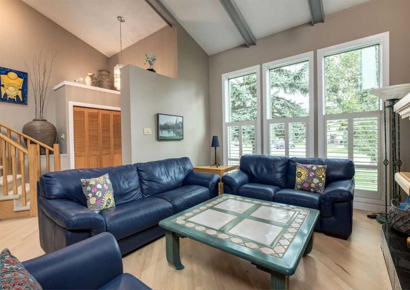 111 Hawksbrow Drive NW, Hawkwood — interior photo