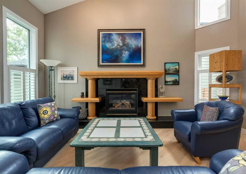111 Hawksbrow Drive NW, Hawkwood — interior photo 6