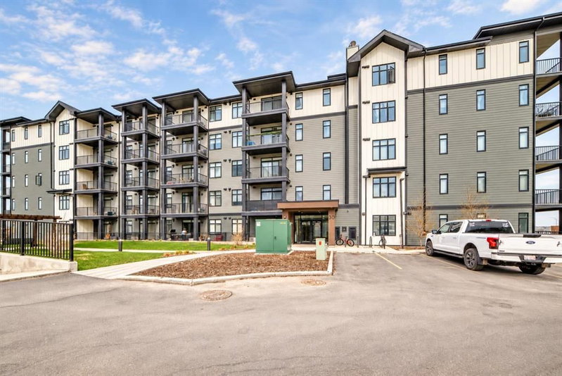 410 - 30 Sage Hill Walk NW