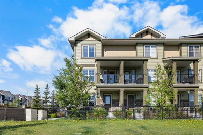 111 Evanscrest Gardens NW